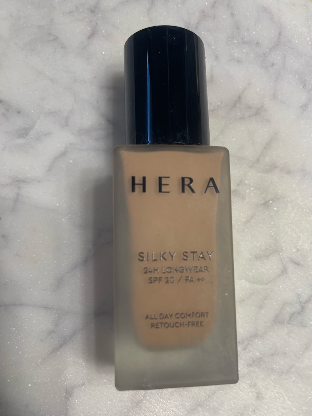 Korean Beauty:spf20 foundation HERA Silky Stay 25N1 AMBER NEW